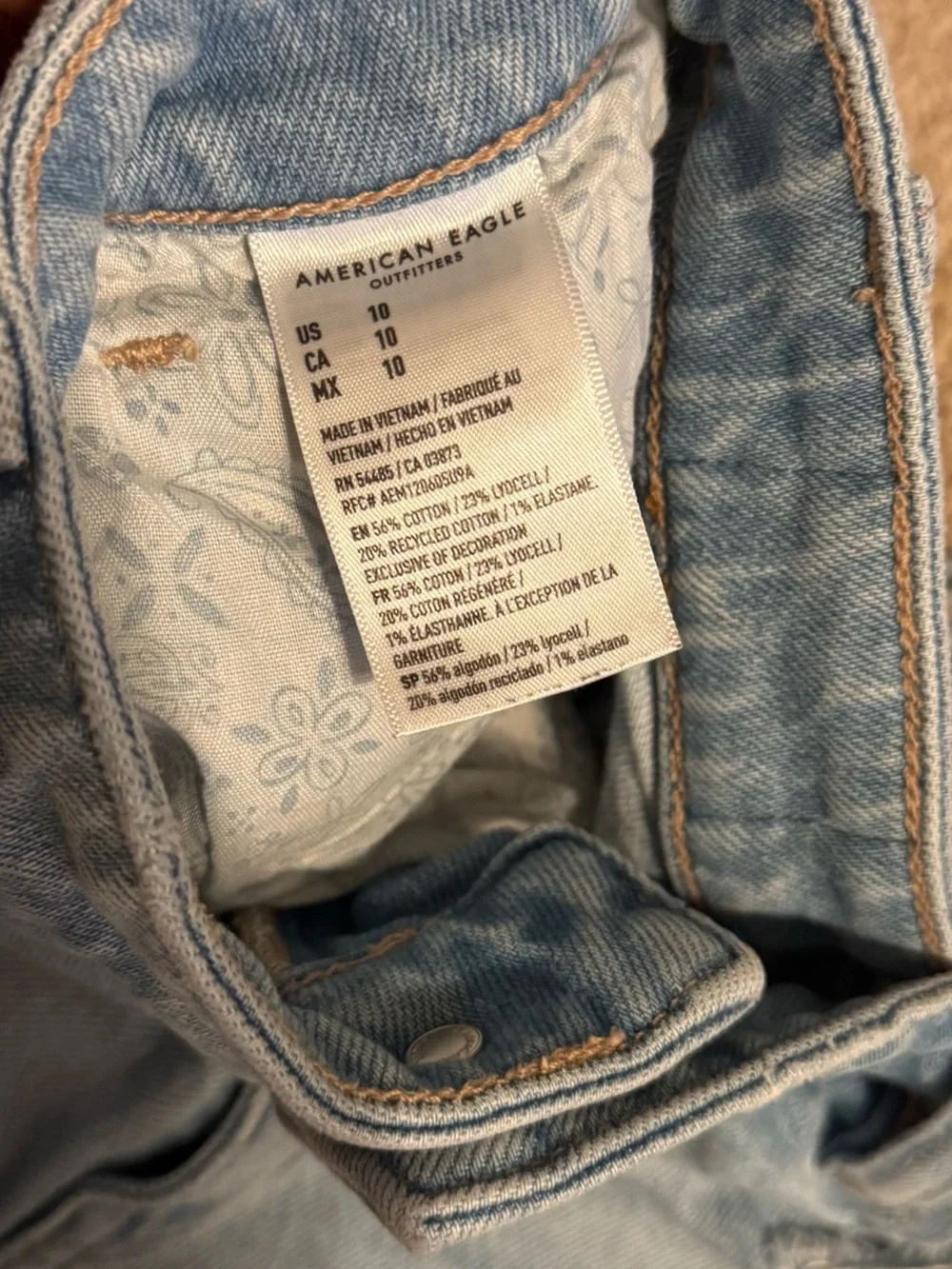 AE Stretch Ripped Denim Perfect Shortie